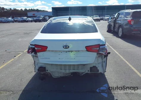2015 Kia Cadenza Premium z USA, uszkodzony, nr VIN KNALN4D75F5181599